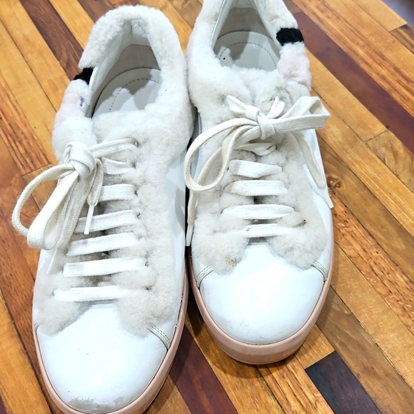 🔥 PRADA White Shearling Leather Sneakers – Size 37 (US 6.5-7) 🔥 - Picture 1 of 11